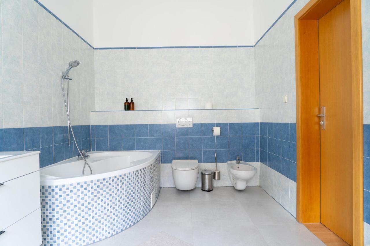 Appartement The Dante - Family And Friends Praag